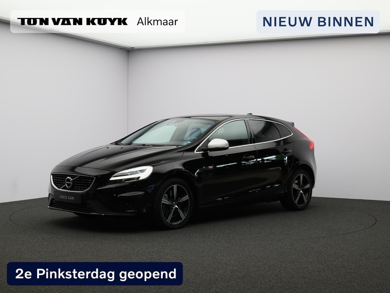 Volvo V40 - T3 Aut. Polar+ Sport R-Design / Pan. dak / Stoelverwarming / DAB+ / 17" Ixion / Keyless - AutoWereld.nl
