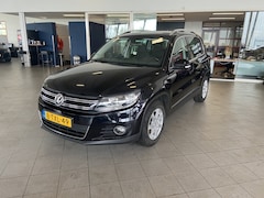Volkswagen Tiguan - 1.4 TSI Sport&Style