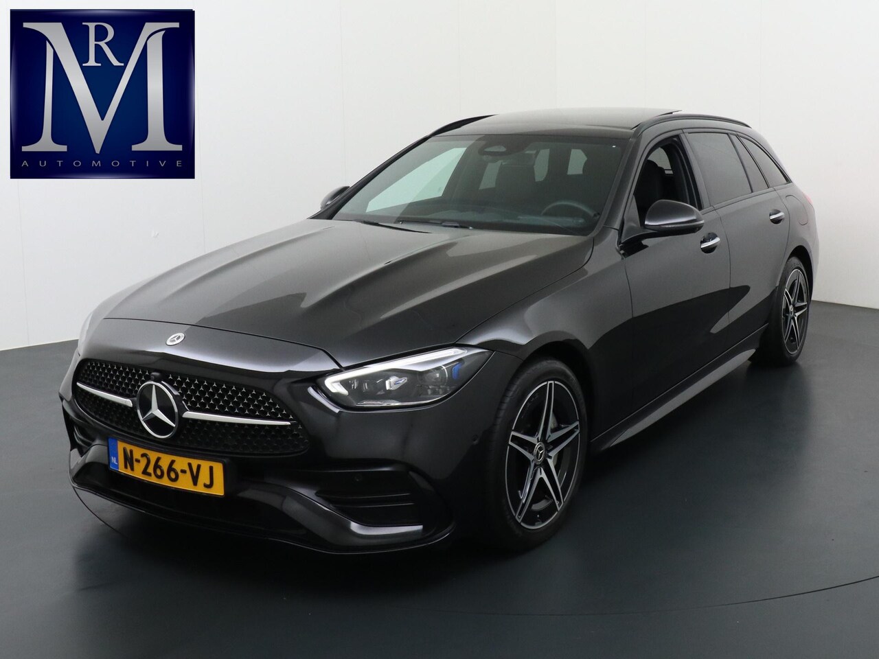 Mercedes-Benz C-klasse Estate - 300 e AMG Line ORIG. NL. NAP KM. | PANO | MEMORY SEAT - AutoWereld.nl