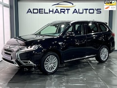 Mitsubishi Outlander - 2.4 PHEV Pure+ Automaat / Navigatie Apple Connect / Camera / Cruise / Climate / Lederen in