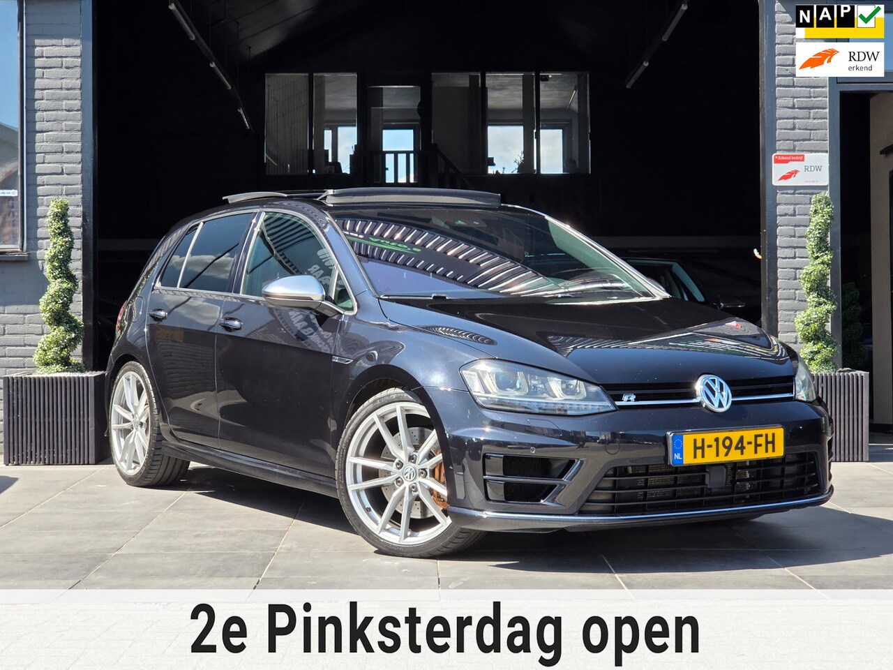 Volkswagen Golf - 2.0 TSI R 4Motion FULL|PANO|MILLTEK|DEALER - AutoWereld.nl