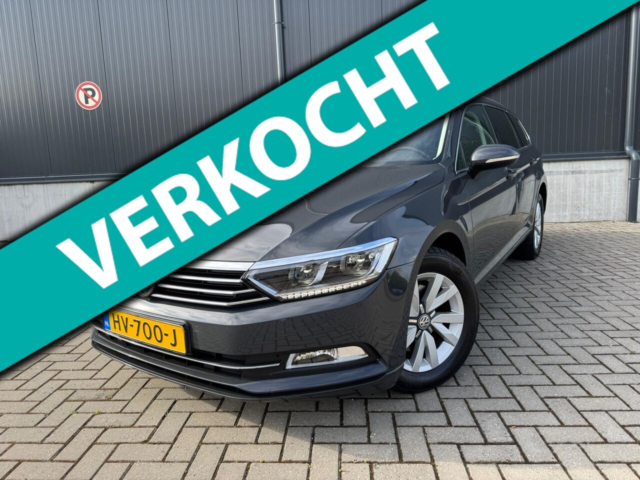 Volkswagen Passat Variant - 1.4 TSI Business Edition / climate / cruise / trekhaak / PDC v+a. ! - AutoWereld.nl