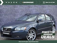 Volvo V50 - 2.0 Edition II 18" licht metalen| lederen bekleding | Schuif/kantel dak | Parkeersensoren