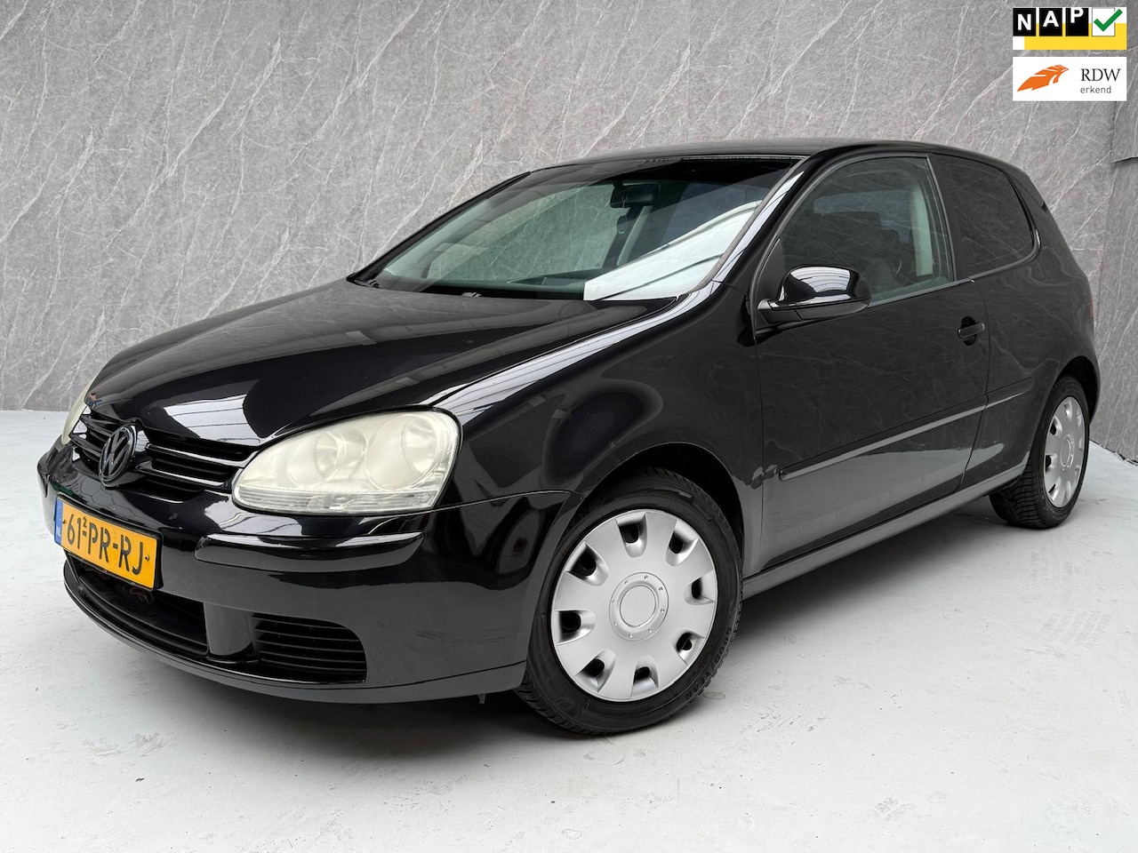 Volkswagen Golf - 1.4 Trendline / NAP - AutoWereld.nl