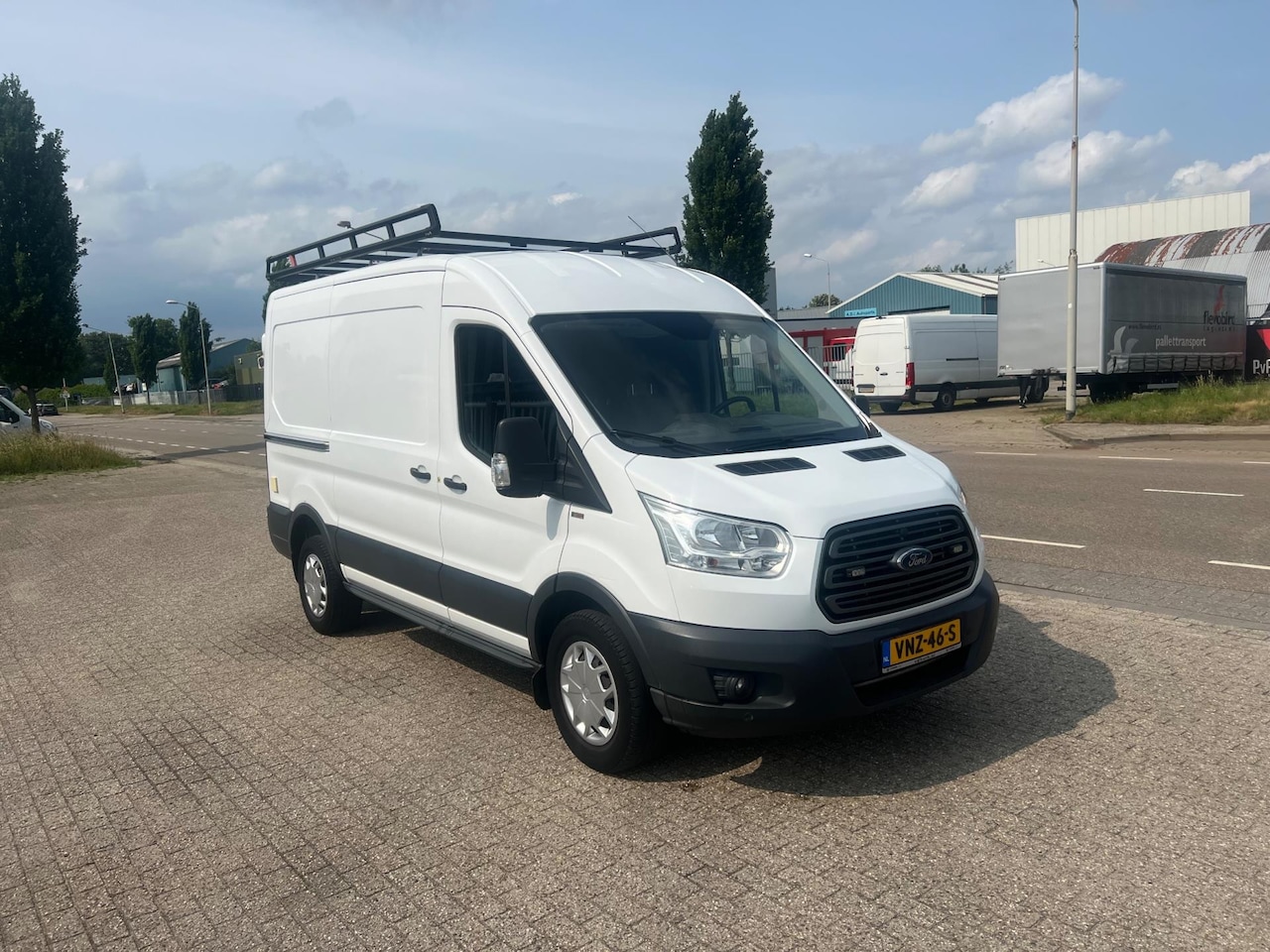 Ford Transit - 350 2.0 TDCI L2H2 Trend 350 2.0 TDCI L2H2 Trend - AutoWereld.nl