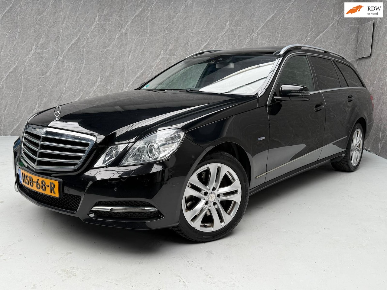Mercedes-Benz E-klasse Estate - 350 CGI 293 PK Avantgarde / Full Option / APK - AutoWereld.nl