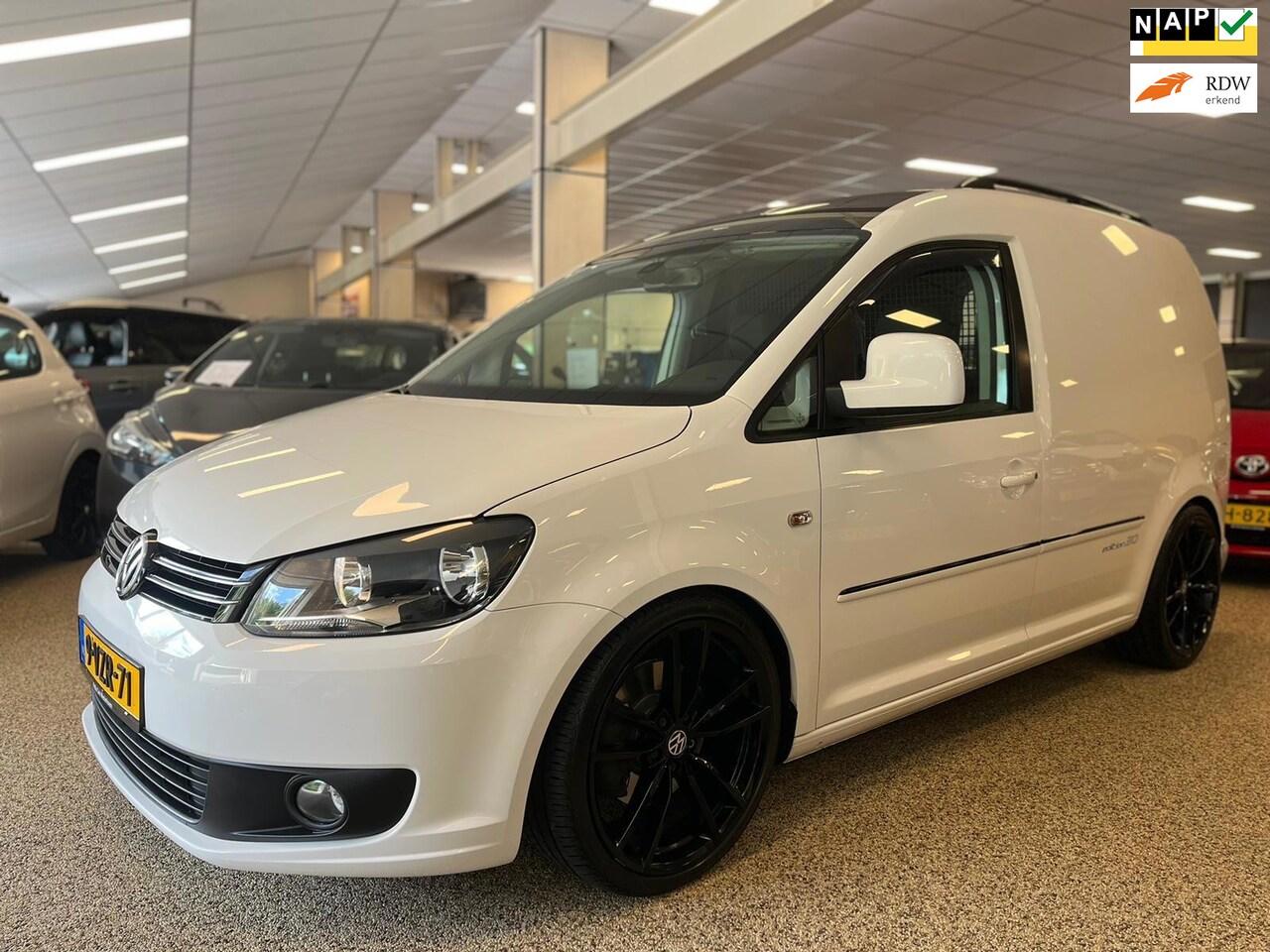 Volkswagen Caddy - 2.0 TDI 30 Edition*Dsg*Stoelverwarming*205 Pk*Eerste eigenaar*19"Velgen*Schroefset.. - AutoWereld.nl