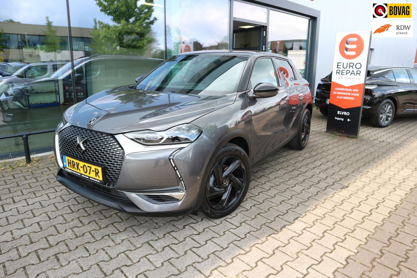DS 3 Crossback - 1.2 PureTech Rivoli AUTOMAAT NAVI CAMERA MASSAGE LEDER FOCAL ADAPTIVE CRUISE KEYLESS RIJKL - AutoWereld.nl