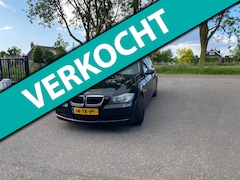 BMW 3-serie Touring - 318i -GOED ONDERHOUDE- 5 DEURS- AIRCO- CENTRALE DEURVEGRENDELING- ELEKTRISCHE RAMEN
