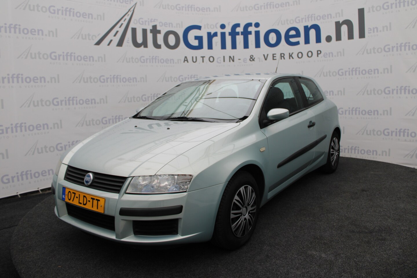 Fiat Stilo - 1.2-16V Active nette hatchback met trekhaak - AutoWereld.nl