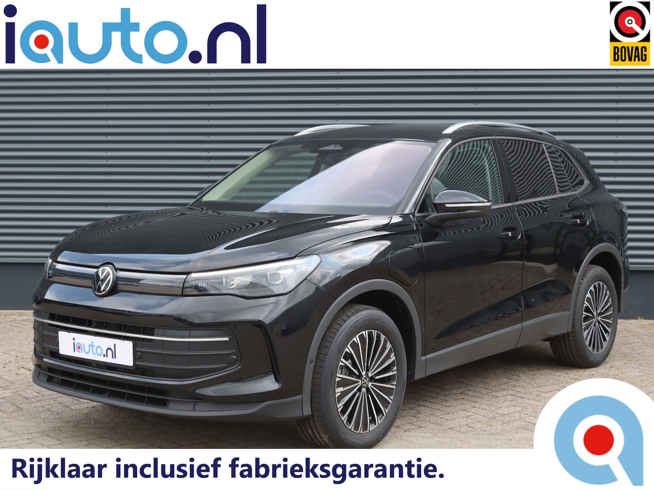 Volkswagen Tiguan - 1.5 eHybrid 204pk Edition IQ.Light/Keyless/Camera/DCC/ACC/Winterpakket/Elek. klep/Dodehoek - AutoWereld.nl