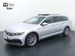 Volkswagen Passat Variant - 1.4 TSI PHEV GTE Business | 218 PK | SoH 100% | Trekhaak | Panoramadak | Achteruitrijcamer