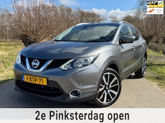 Nissan Qashqai - 1.2 Tekna /Automaat / Airco / Navi / Camera / Leder / Panoramadak / Trekhaak / Volledig en