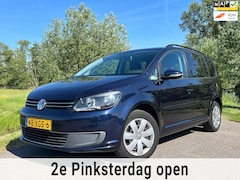 Volkswagen Touran - 1.2 TSI Comfortline BlueMotion 7-persoons / Airco / Navigatie / Trekhaak / Goed Onderhoude
