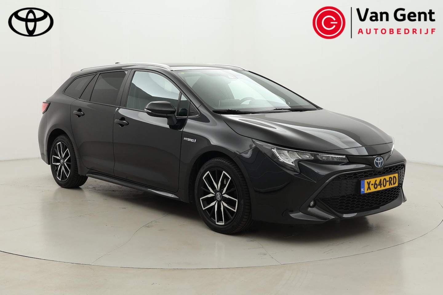 Toyota Corolla Touring Sports - 1.8 Hybrid Dynamic | Head-up display | Stoel-/stuurverwarming | Elektrische achterklep | A - AutoWereld.nl