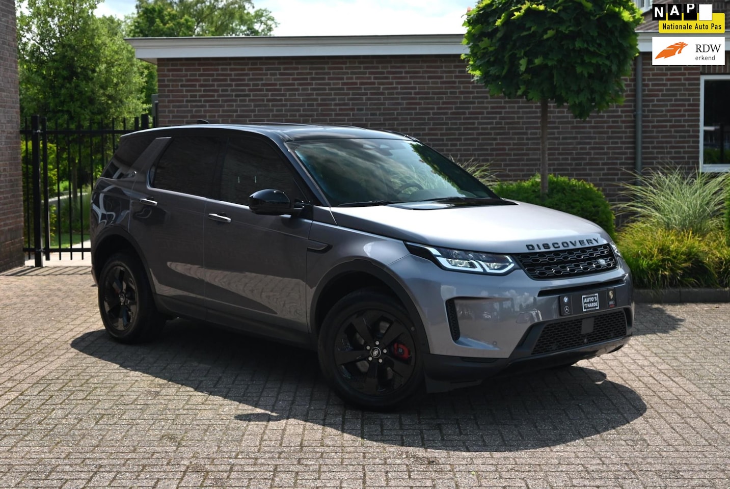 Land Rover Discovery Sport - P300e Hybrid S AWD - AutoWereld.nl