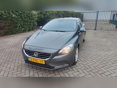 Volvo V40 - 1.6 D2 bj 2013 Panoramdak Nw APK