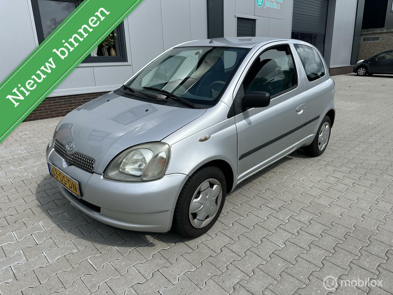 Toyota Yaris - 1.0-16V VVT-i handel export - AutoWereld.nl