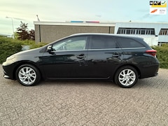 Toyota Auris Touring Sports - 1.6D Dynamic