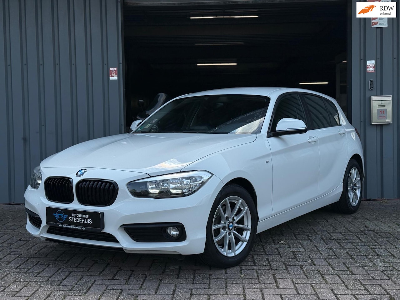 BMW 1-serie - 116i Centennial High Executive Dealer Onderhouden - AutoWereld.nl
