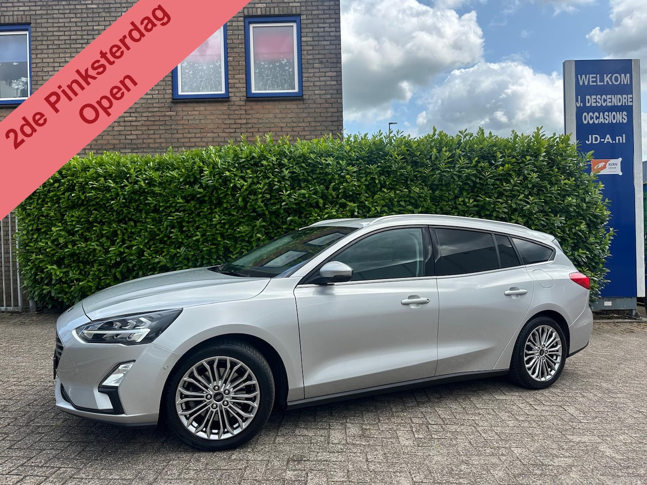 Ford Focus Wagon - 1.0 EcoBoost Titanium Climate C, Cruise C, Navigatie, Camera!!!! PINKSTERSHOW WOENSDAG 06- - AutoWereld.nl