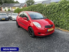Toyota Yaris - 1.3 VVTi Sol | Airco | Elekt. Ramen | LMV | 5 Deuren | APK tot 19-02-2026