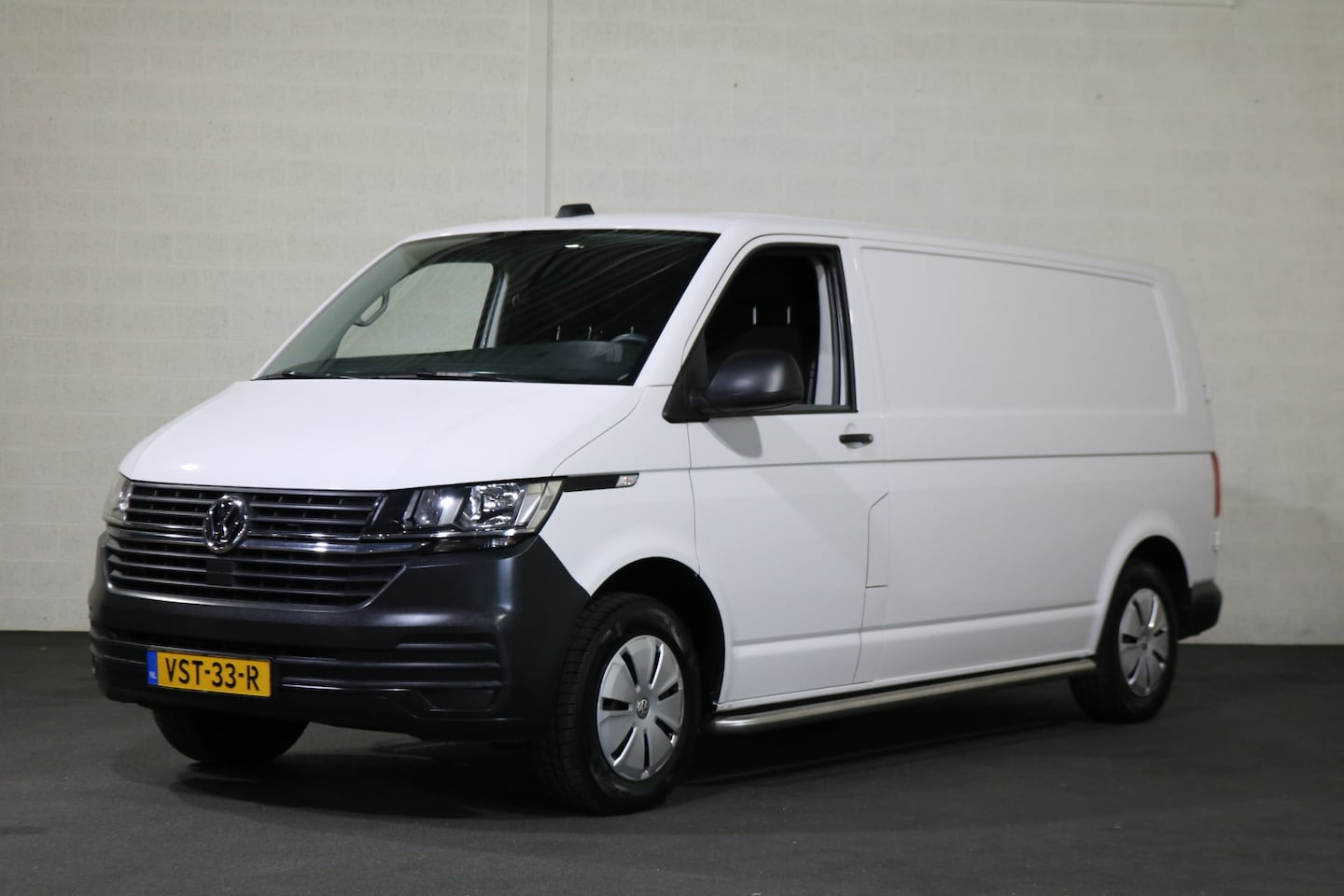 Volkswagen Transporter - 2.0 TDI L2 H1 Koelwagen 0 Graden - AutoWereld.nl