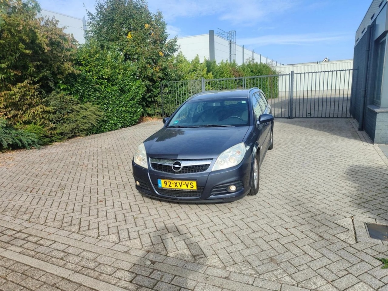 Opel Vectra Wagon - 2.2-16V Business 2.2-16V Business - AutoWereld.nl