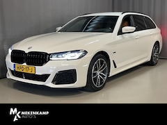 BMW 5-serie Touring - 530e xDrive High Executive 18"/Laser LED/Leder/Head-up/Keyless/Trekhaak/Stoelverwarming/Ad