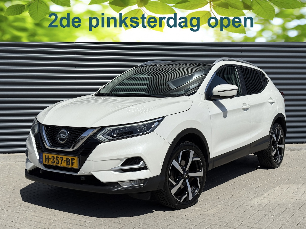 Nissan Qashqai - 1.3 DIG-T Tekna 141PK Pano/360Camera/Leder 2e Pinksterdag open van 12uur tot 16uur - AutoWereld.nl