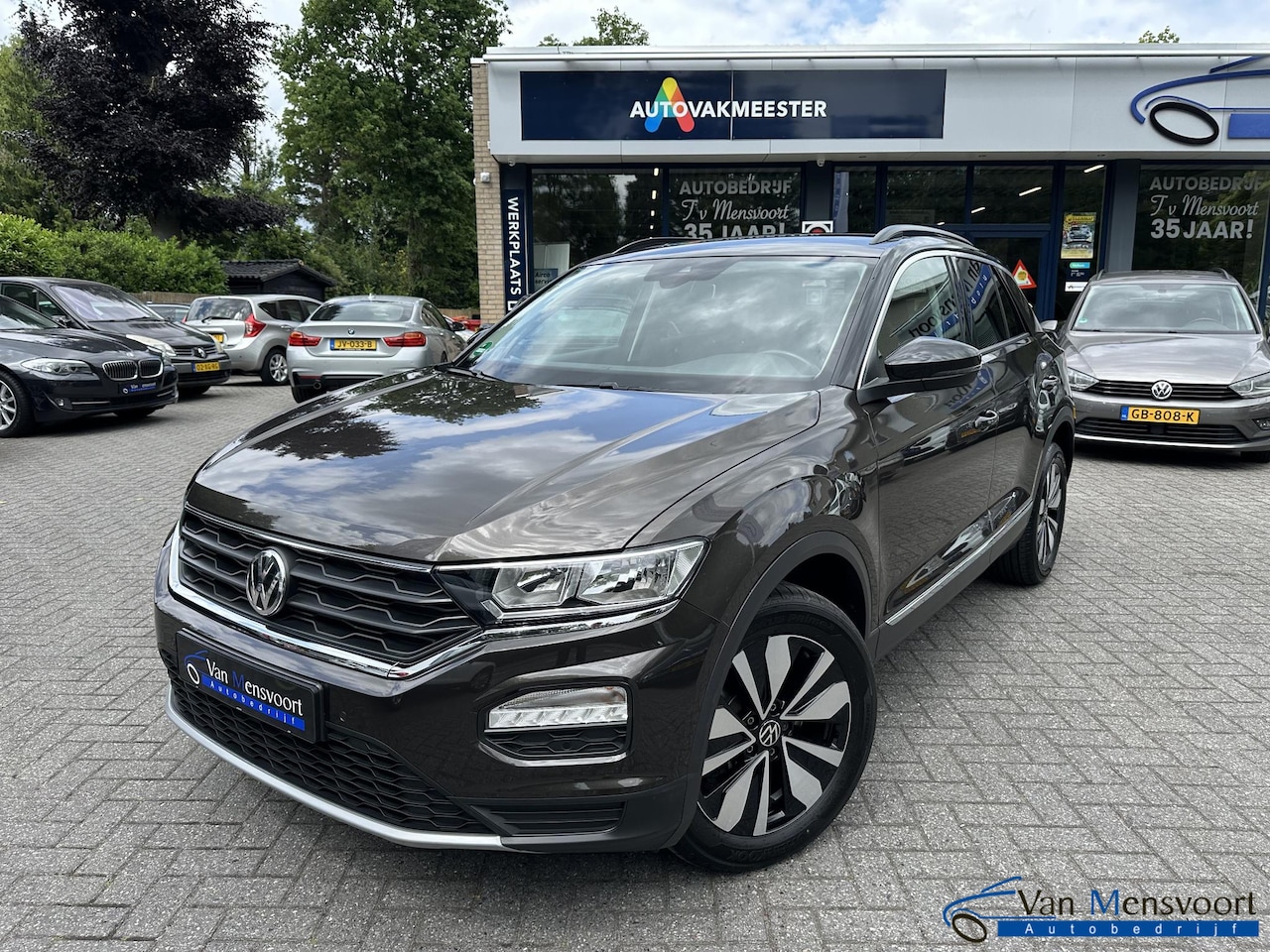 Volkswagen T-Roc - 1.0 TSI Style 1eEig|ACC|Navi|Carplay|Climate|Trekhaak - AutoWereld.nl