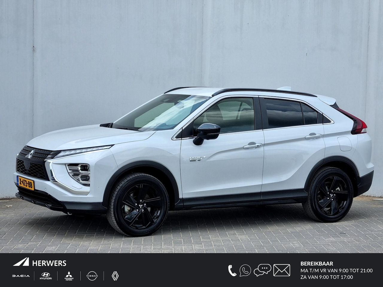 Mitsubishi Eclipse Cross - 2.4 PHEV Black Edition S-AWC 4WD Automaat / Origineel NL / 1500KG Trekgewicht / Rondomzich - AutoWereld.nl