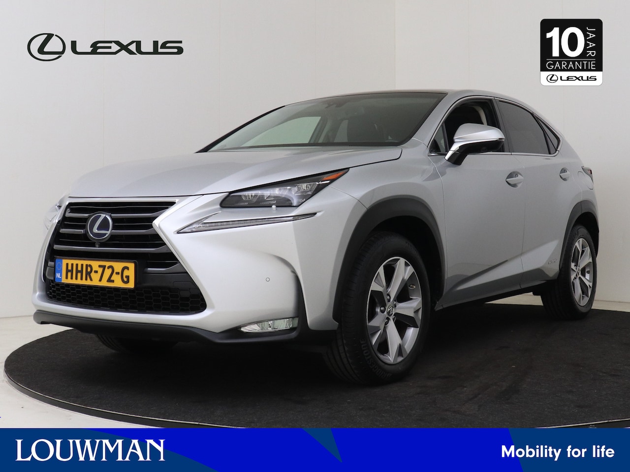 Lexus NX - 300h AWD President Line Limited | Mark Levinson | Panoramadak | Trekhaak | - AutoWereld.nl