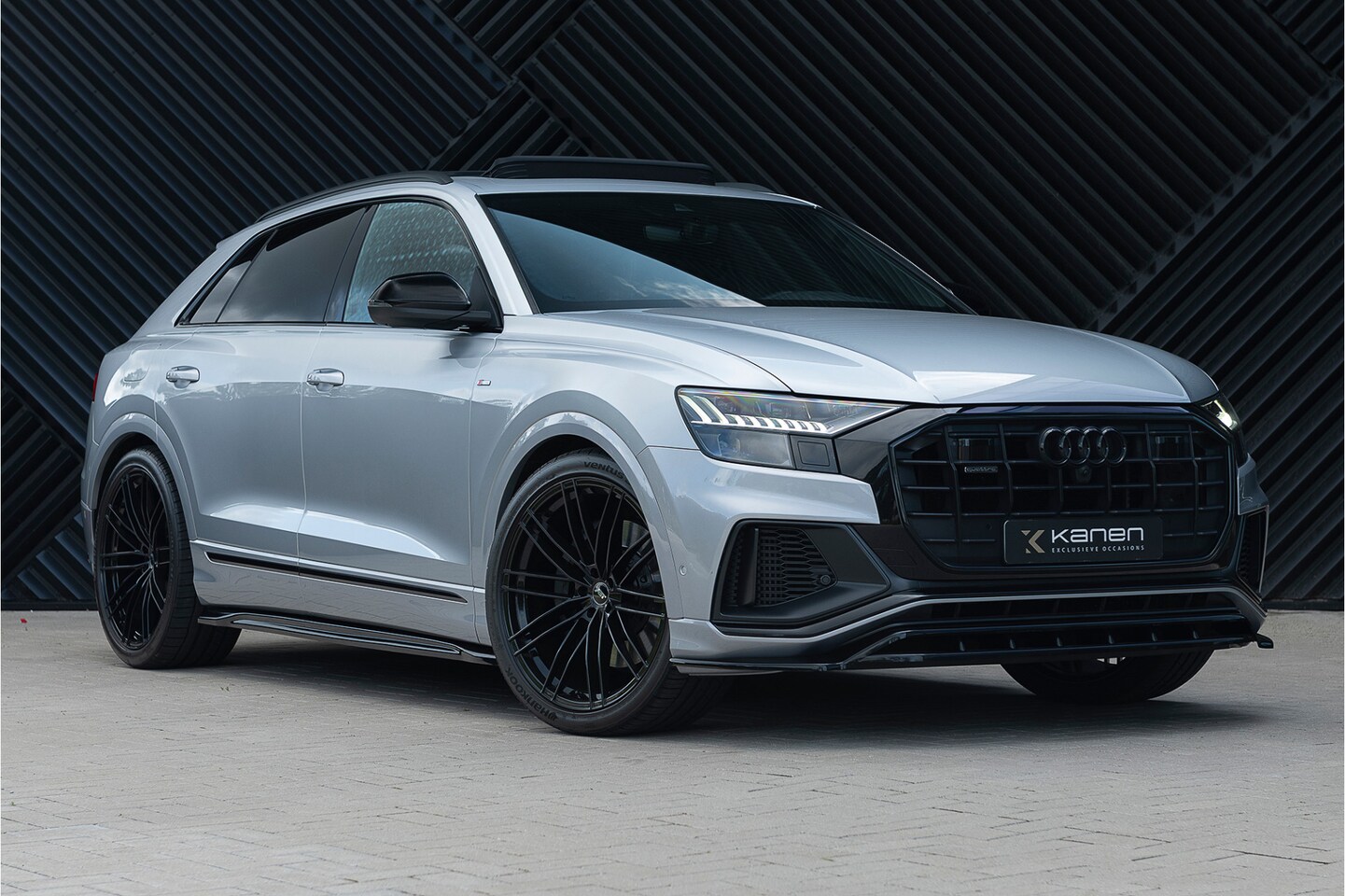 Audi Q8 - 55 TFSI e quattro S-Line ACC Pano S-Stoelen Matrix Memory B&O 360 Softcl. Trekhaak - AutoWereld.nl