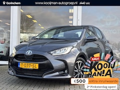 Toyota Yaris - 1.5 Hybrid Dynamic | 1e Eigenaar | Nieuw Geleverd & Onderhouden | Parkeersensoren achter |