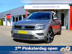 Volkswagen Tiguan - 2.0 TSI 180pk 4Motion Highline Aut. Pano|Adapt.Cruise|Navi|Virt. Display
