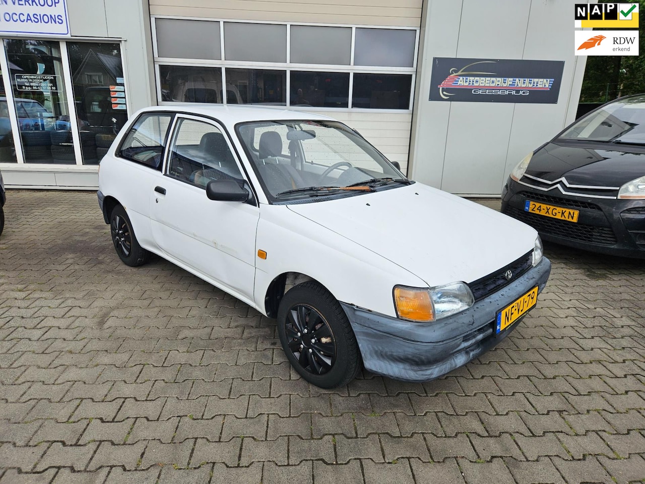 Toyota Starlet - 1.3i 1.3i - AutoWereld.nl