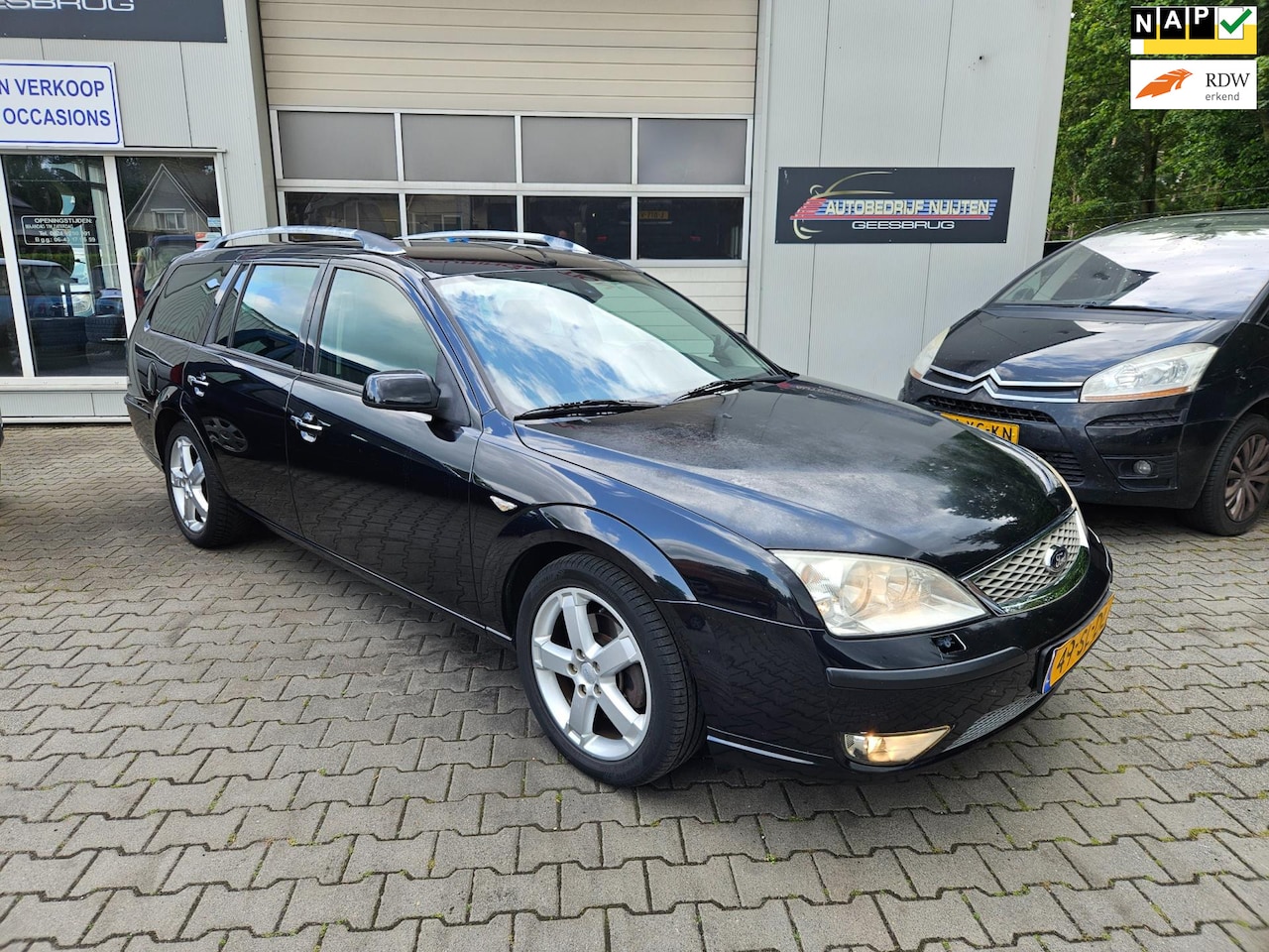 Ford Mondeo Wagon - 1.8-16V Platinum 1.8-16V Platinum - AutoWereld.nl