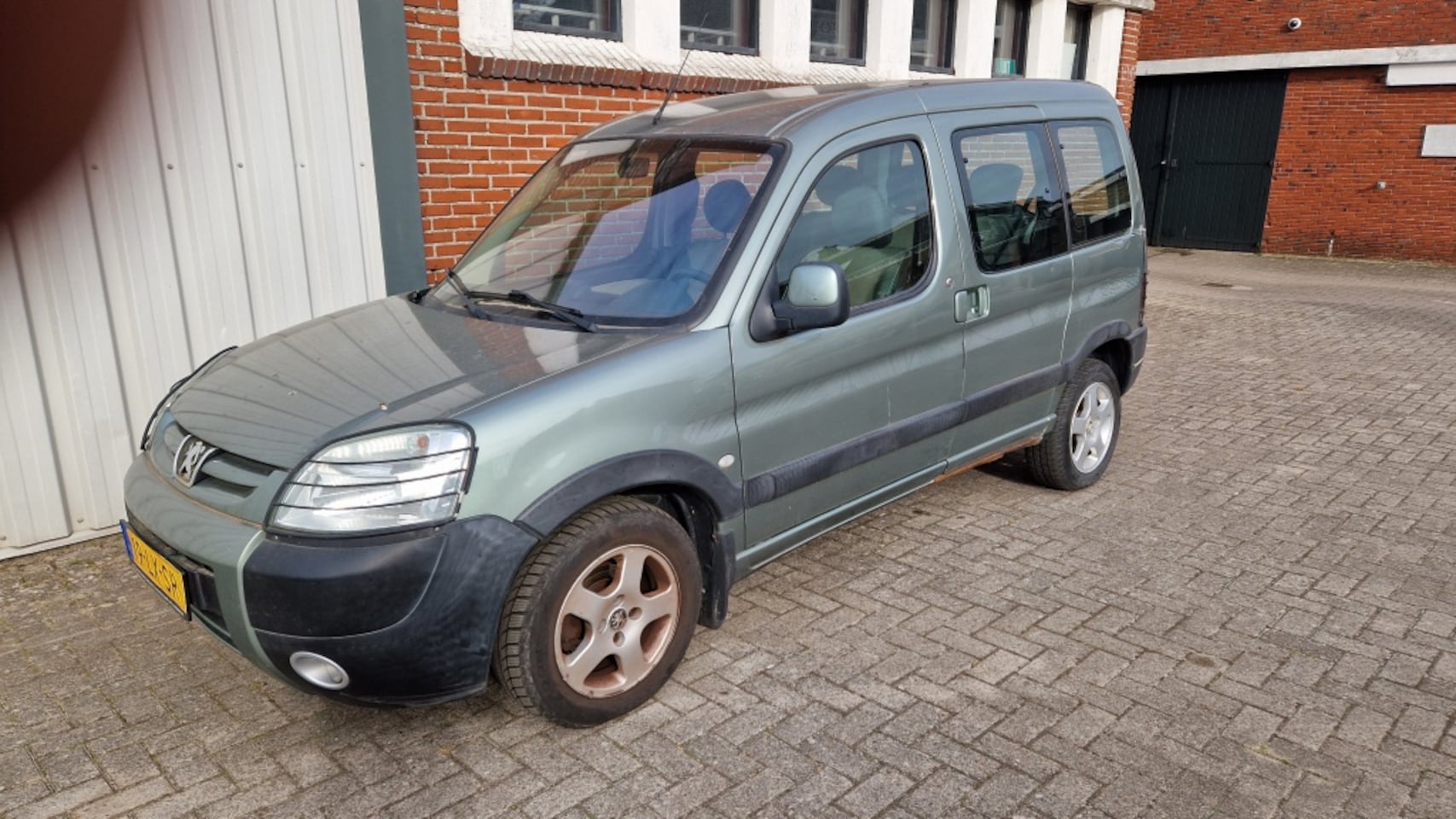 Peugeot Partner MPV - 1.6-16V VTC 1.6-16V VTC - AutoWereld.nl