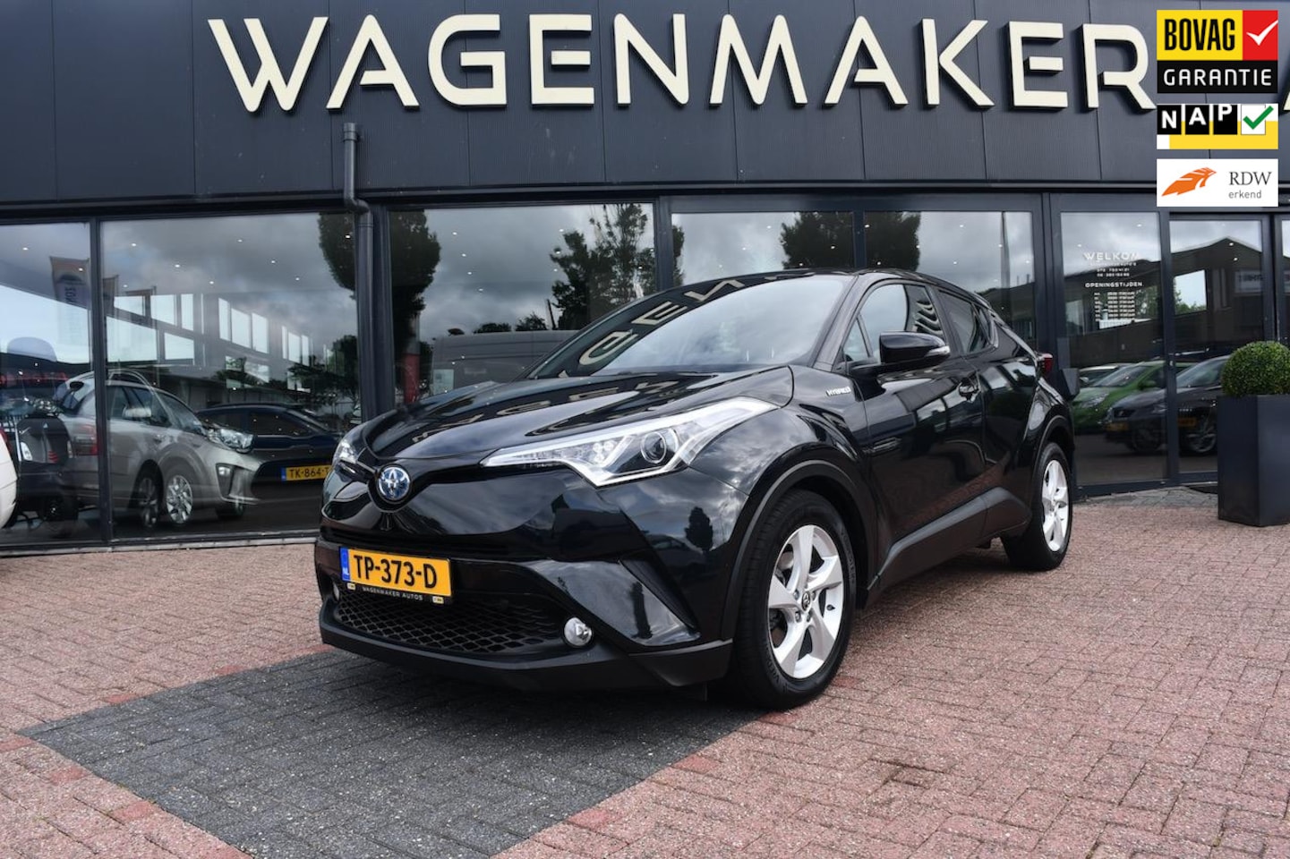Toyota C-HR - 1.8 Hybrid Dynamic AUT|Clima|Cruise|NAVI|DealerOH - AutoWereld.nl