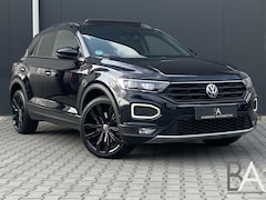 Volkswagen T-Roc - 1.5 TSI virtual|pano|trekhaak|ACC|lane