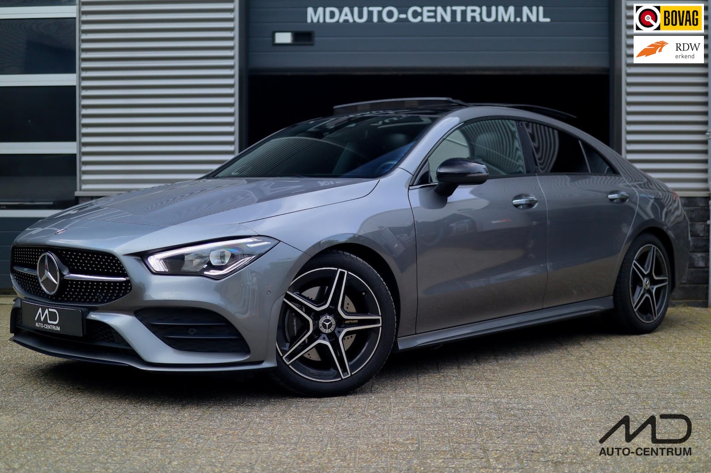 Mercedes-Benz CLA-Klasse - 180 AMG | Pano| Sfeer| Camera - AutoWereld.nl