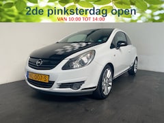 Opel Corsa - 1.4-16V. Navi. Airco. Trekhaak