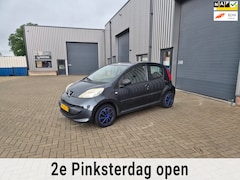 Peugeot 107 - 1.0-12V XR INRUIL KOOPJE ZO MEENEMEN € 795