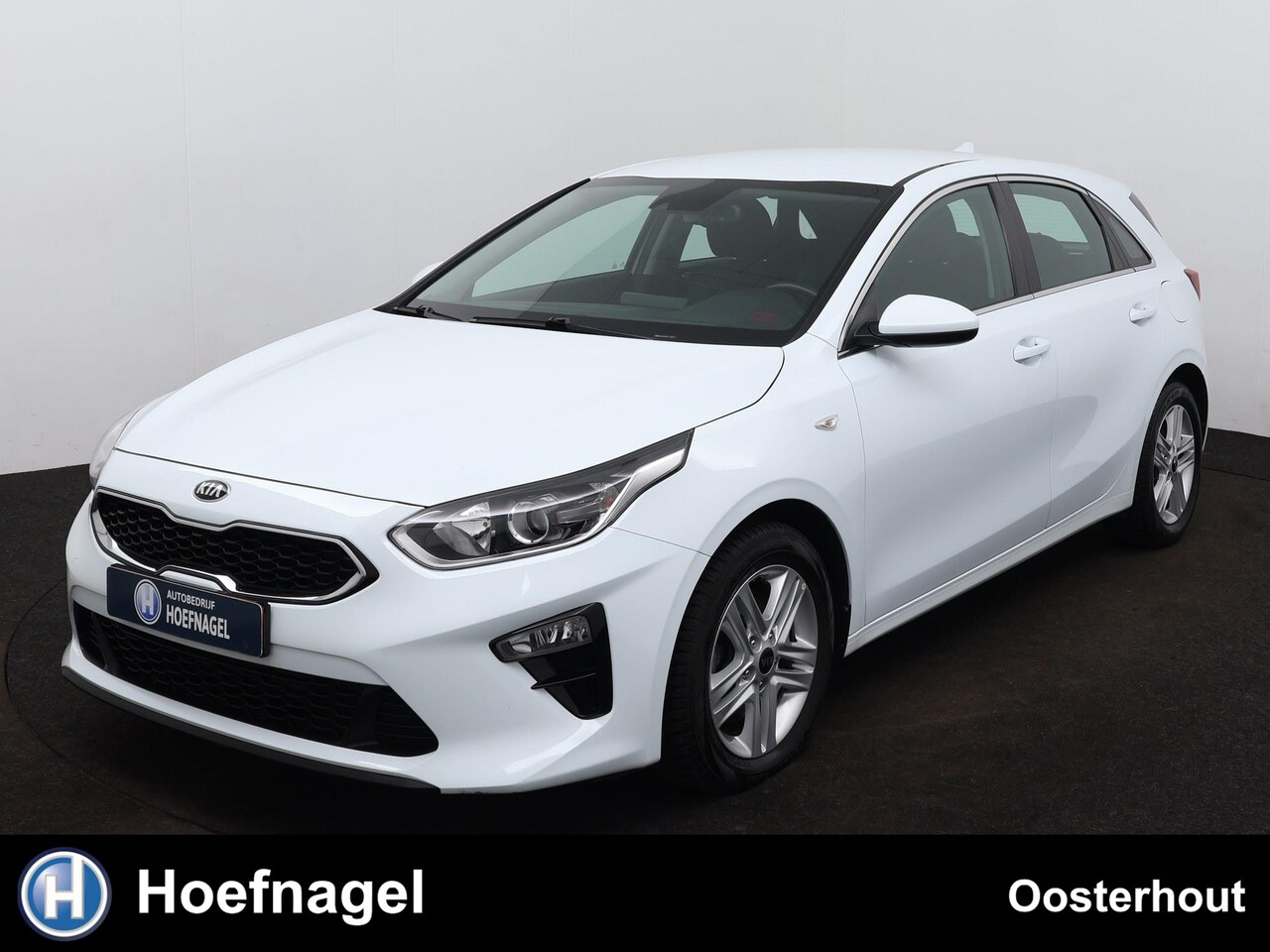 Kia Cee'd - Ceed 1.4 T-GDi DynamicPlusLine Automaat | Camera | Stoelverwarming | Climate Control - AutoWereld.nl