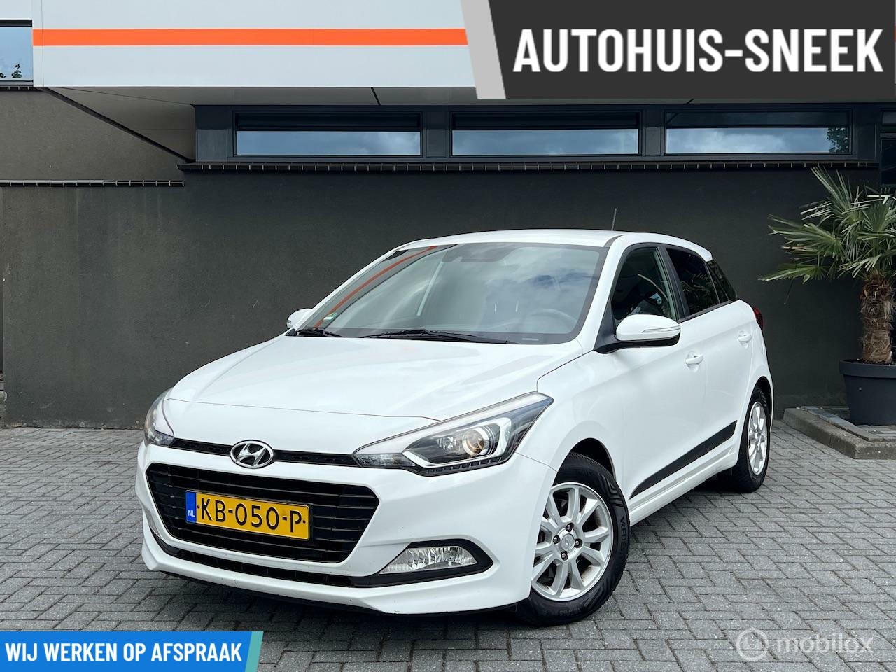 Hyundai i20 - 1.0 T-GDI Essence / Super netjes / Betrouwbaar - AutoWereld.nl