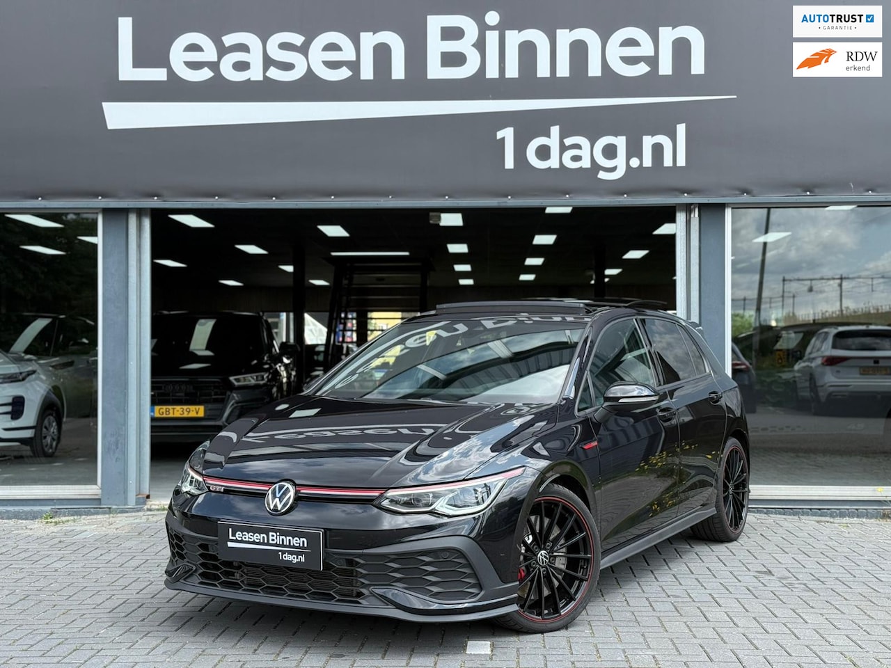 Volkswagen Golf - GTI Clubsport 45 Editie Akropovic IQ Light Pano - AutoWereld.nl