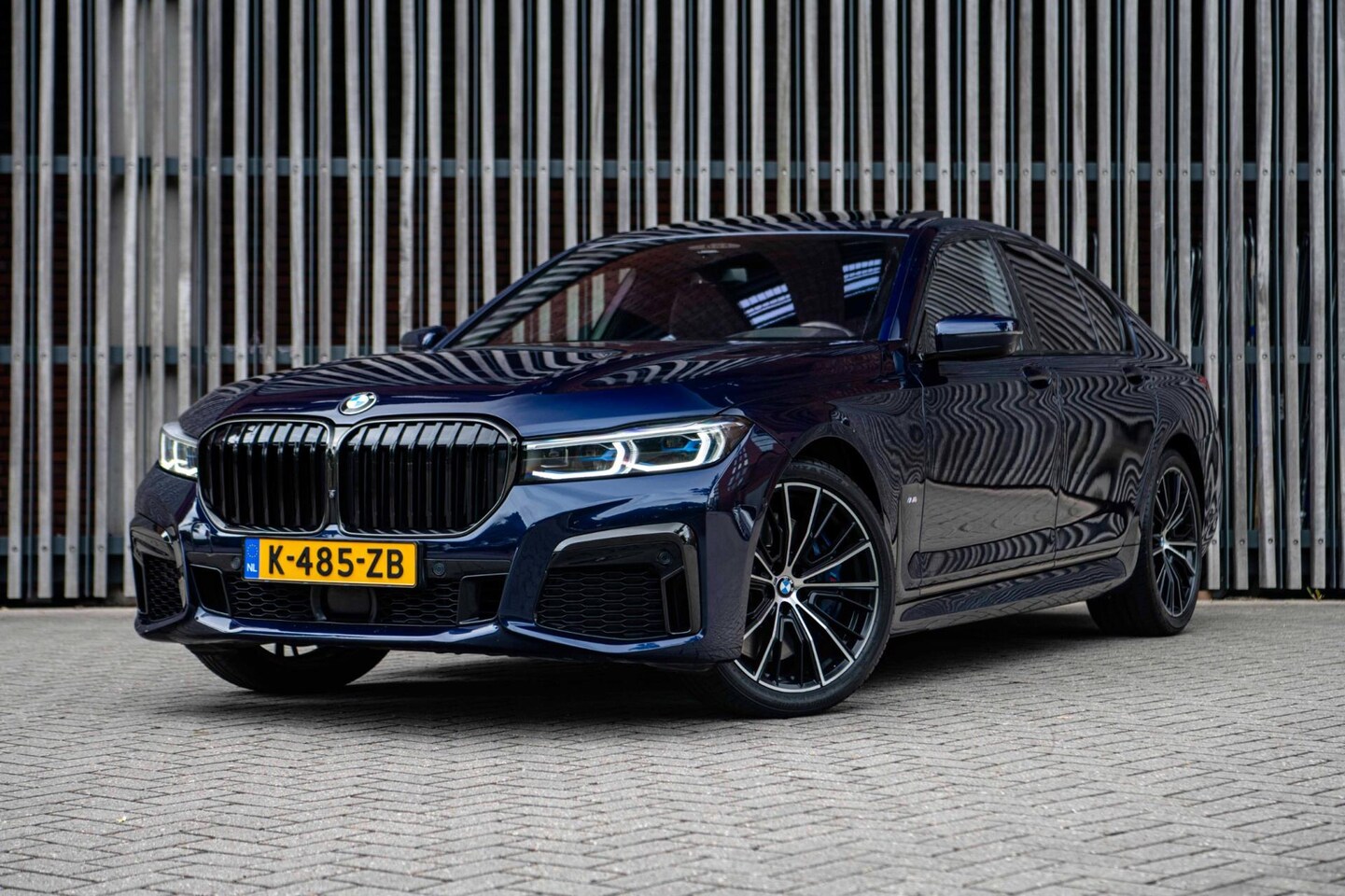 BMW 7-serie - 750d 400pk xDrive High-Exe. M-Sport |BTW|Schuifdak|Laser|Elektr.Achterbank|Shadowline|Virt - AutoWereld.nl