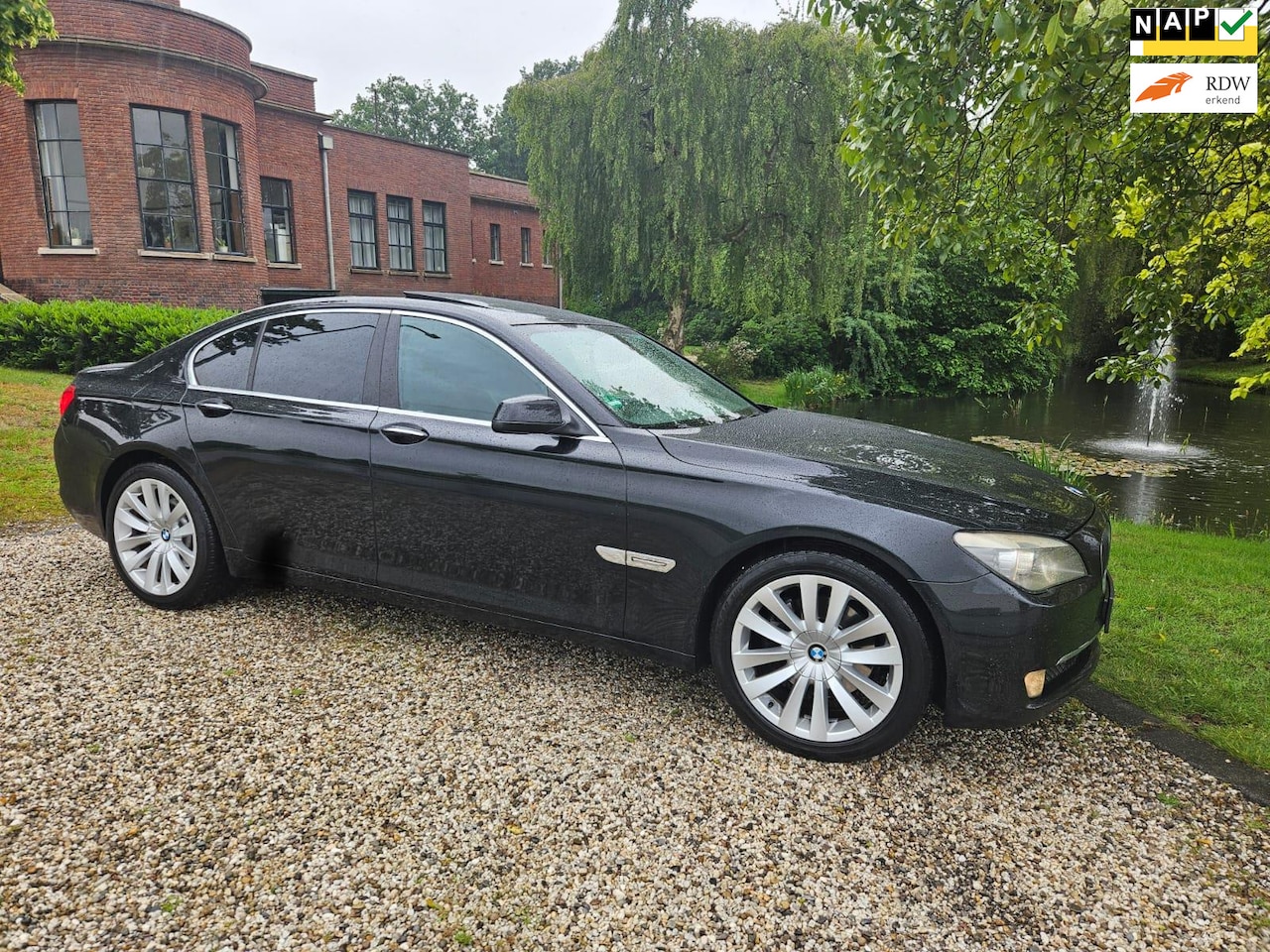 BMW 7-serie - 730d Executive Airco Leer schuif kanteldak 20" LMV - AutoWereld.nl
