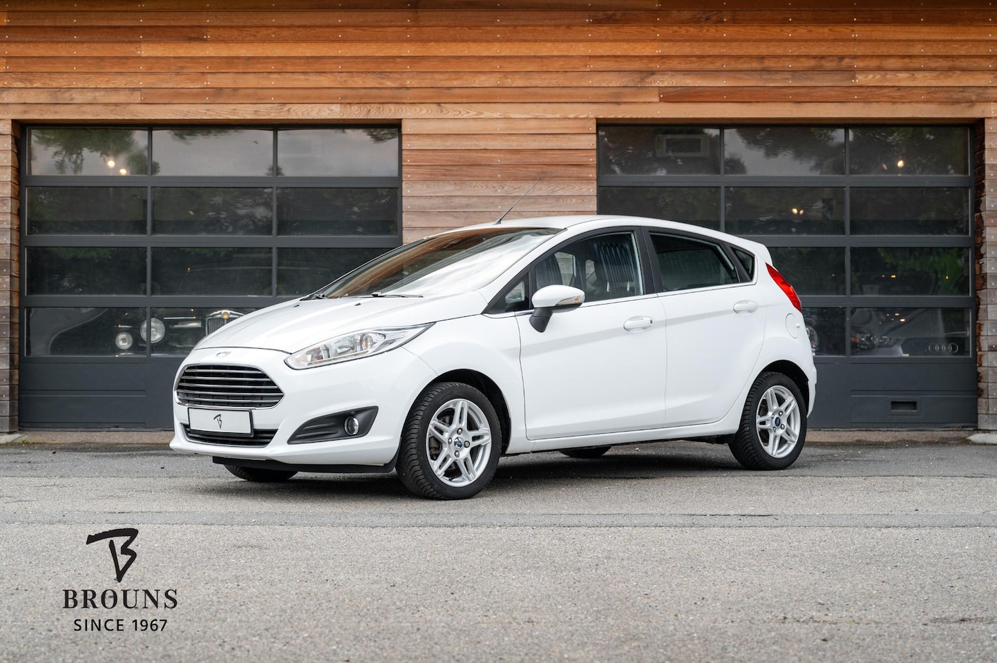 Ford Fiesta - 1.0 Titanium | PDC | Cruise | Airco | Multimedia/Aux - AutoWereld.nl